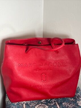 Marc Jacobs Tote Bag Leather Red East West Large